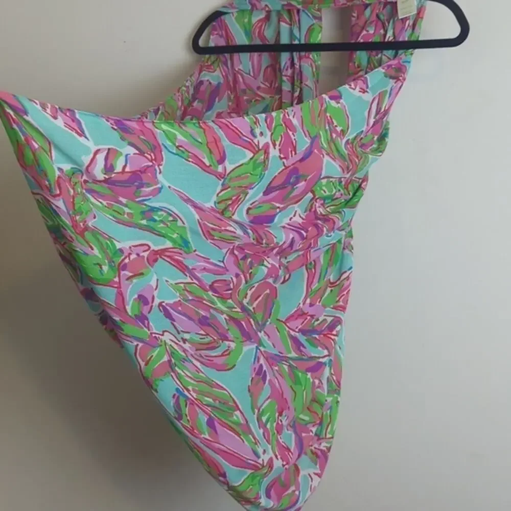 Lilly Pulitzer 30x36 excellent